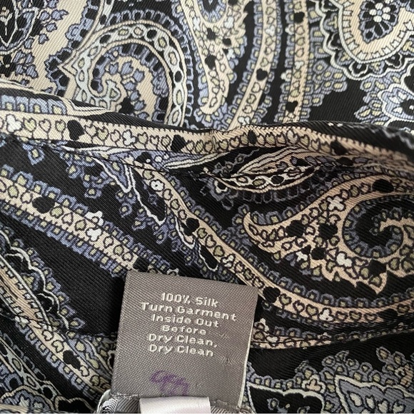 ANN Taylor Blue Silk Paisley Blouse Size 4 - Picture 7 of 12